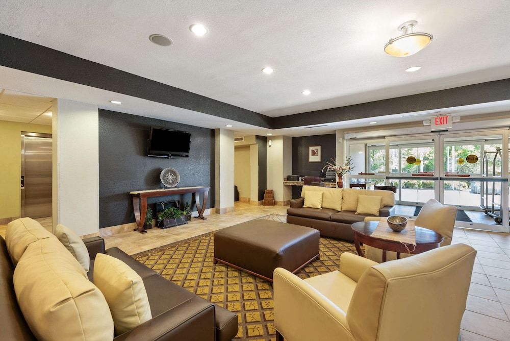 Extended Stay America Suites San Antonio North 3