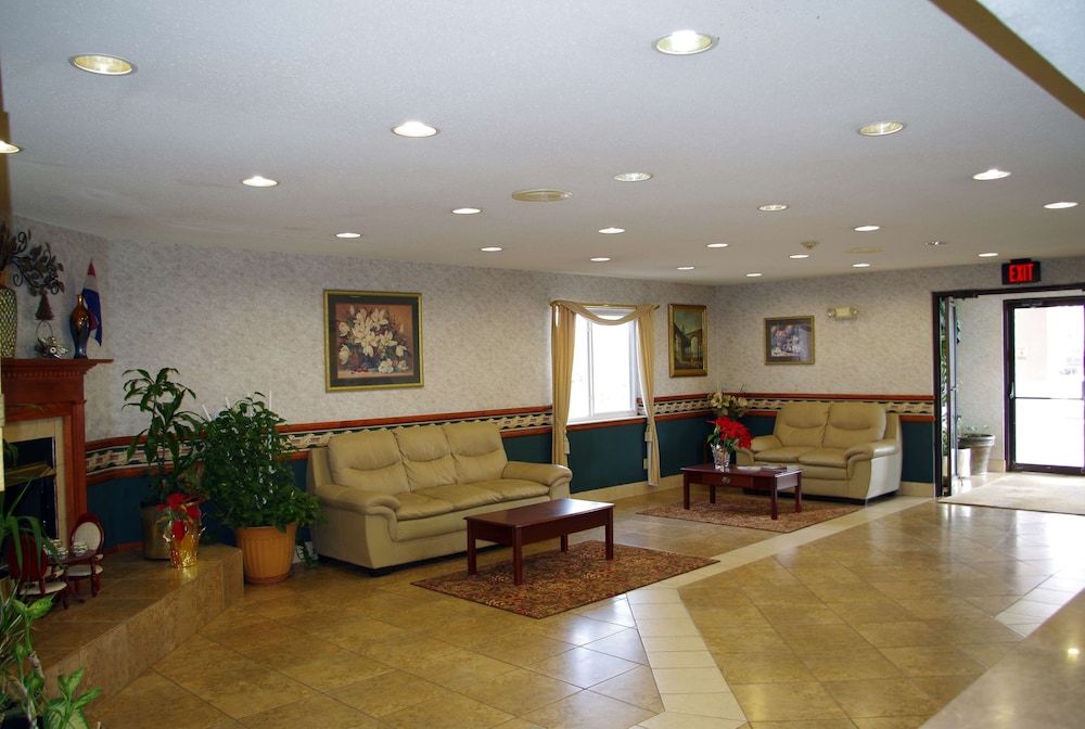 Americas Best Value Inn & Suites St. Louis, St. Charles Inn 3