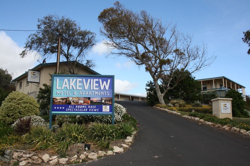 Lakeview Motel & Apartments 2