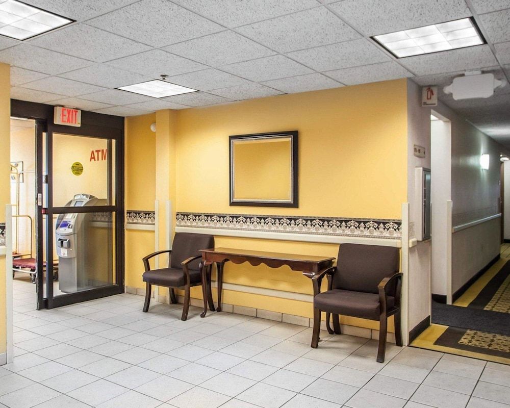 Rodeway Inn & Suites Milwaukee Airport 3