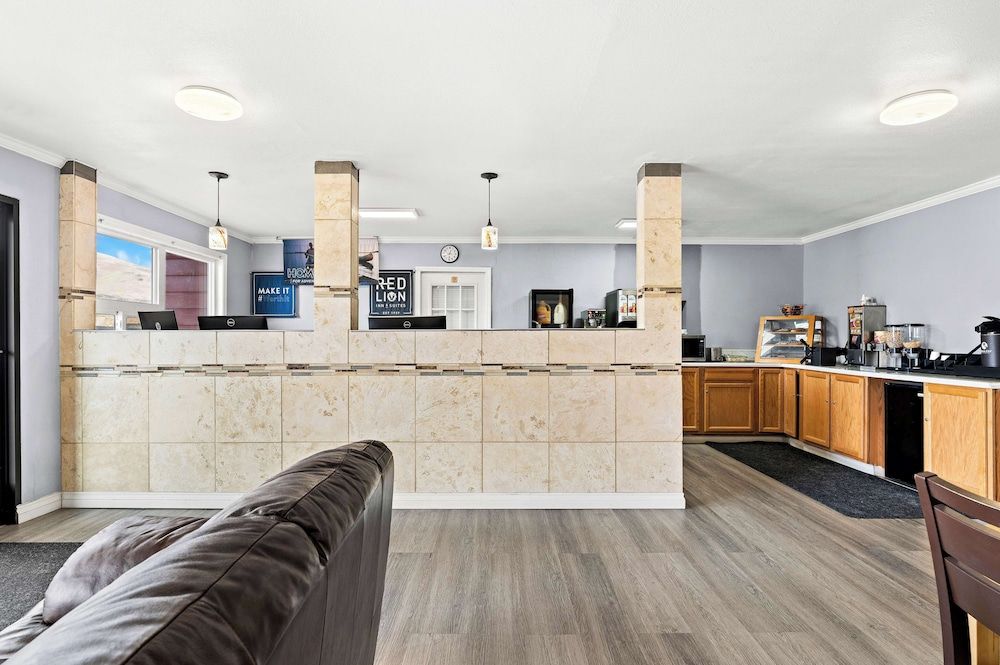 Red Lion Inn & Suites Yakima 3