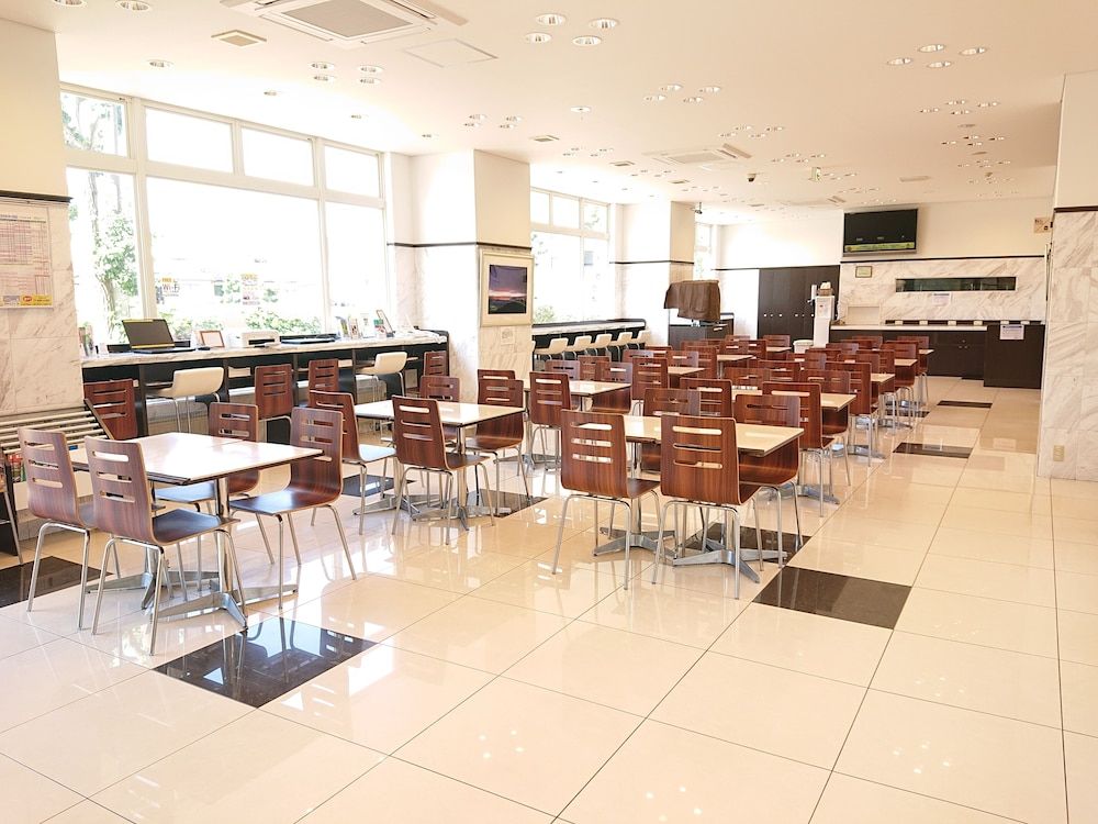 Toyoko Inn Toyama Station Sinkansen 1 2