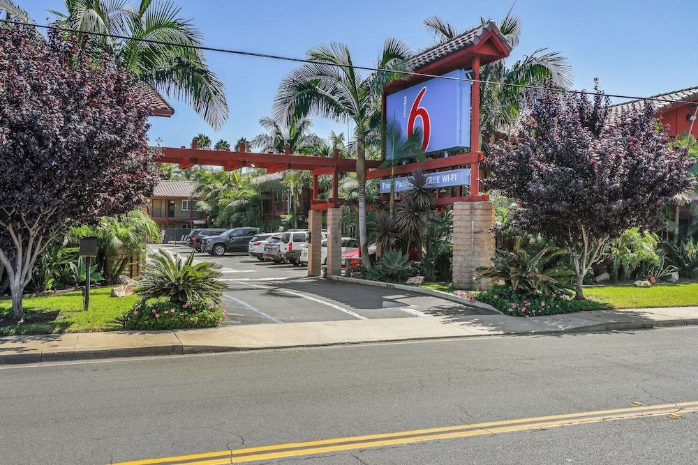 Motel 6 Carlsbad, CA - North 2 estrellas en Carlsbad