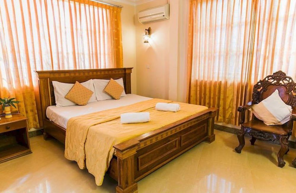 Star Hotel 2 estrelas em Battambang