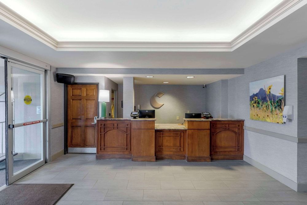Comfort Inn & Suites Boulder 2