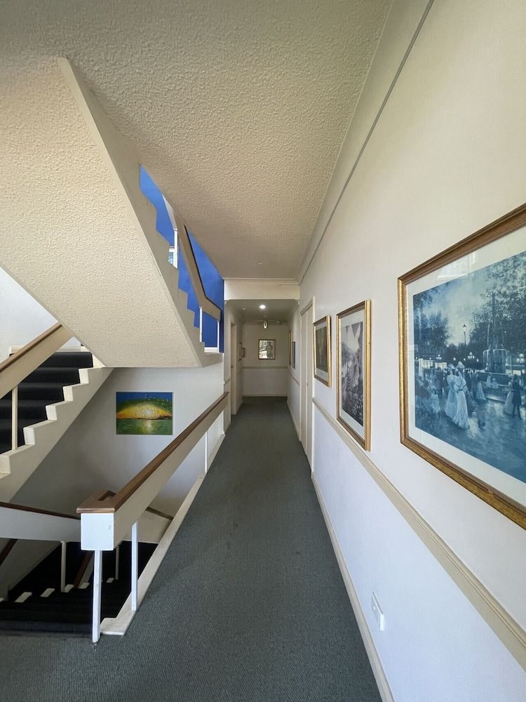 El Lago Waters Motel 2