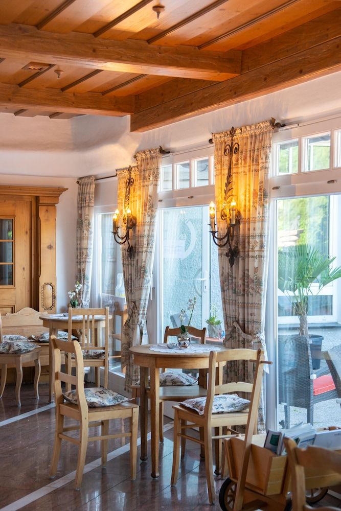 Sporthotel Landhaus Wacker 3