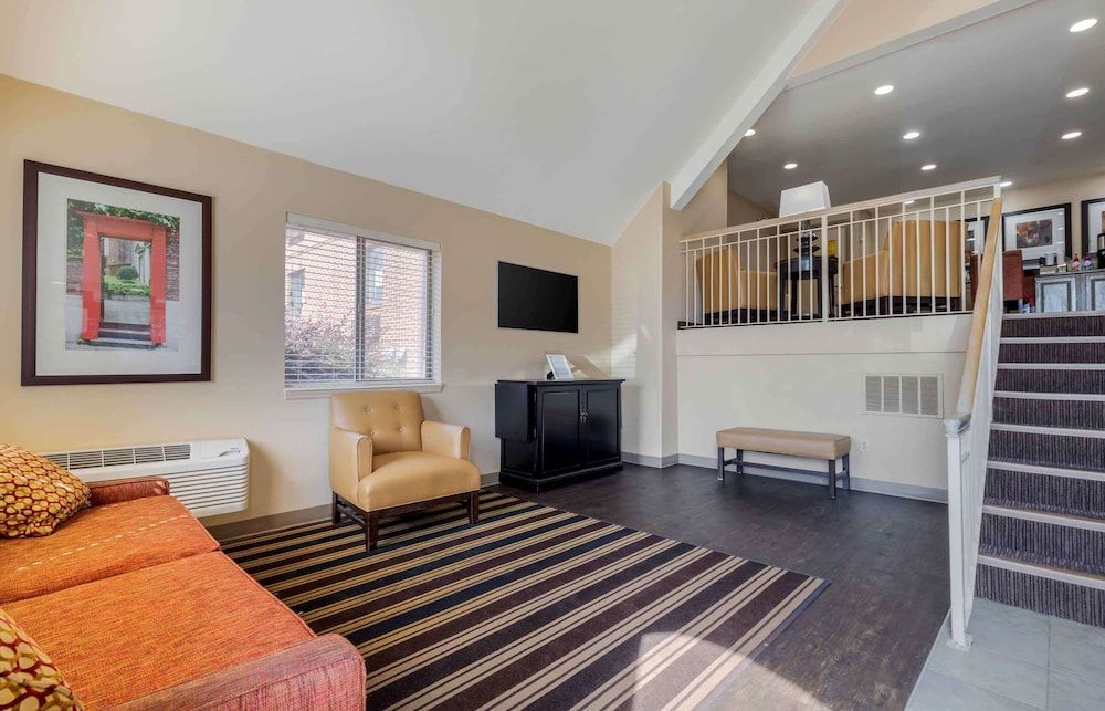 Extended Stay America Select Suites Greenville Haywood Mall 3