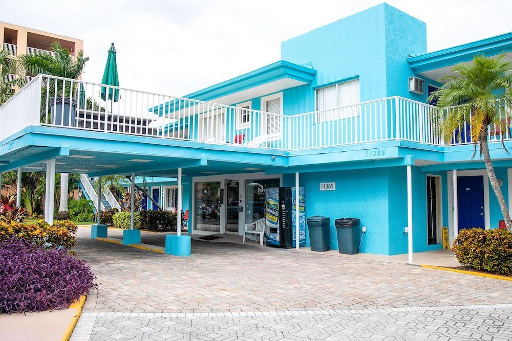 The Bayside Inn & Marina 1