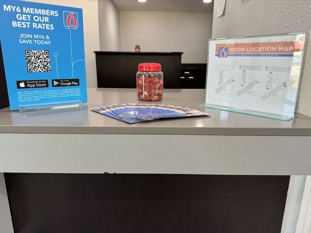 Motel 6 Bradenton, FL 2