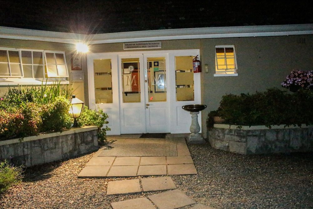 Moorcroft Manor Boutique Country Hotel 2