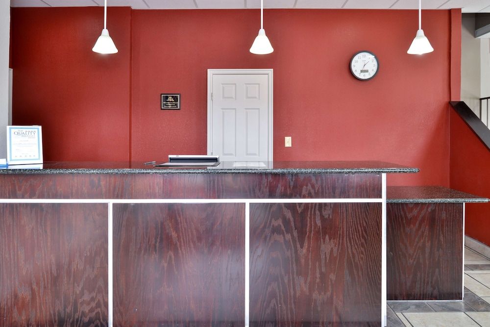 Americas Best Value Inn Tulsa at I-44 2