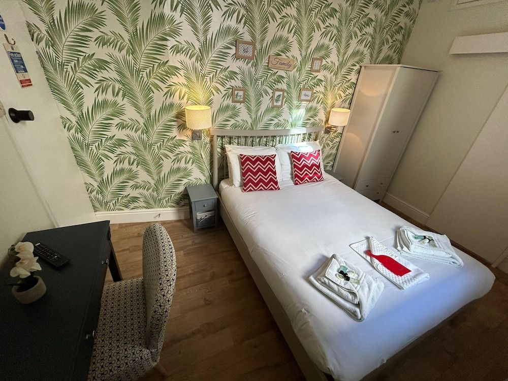 The Lyndhurst guest house 3