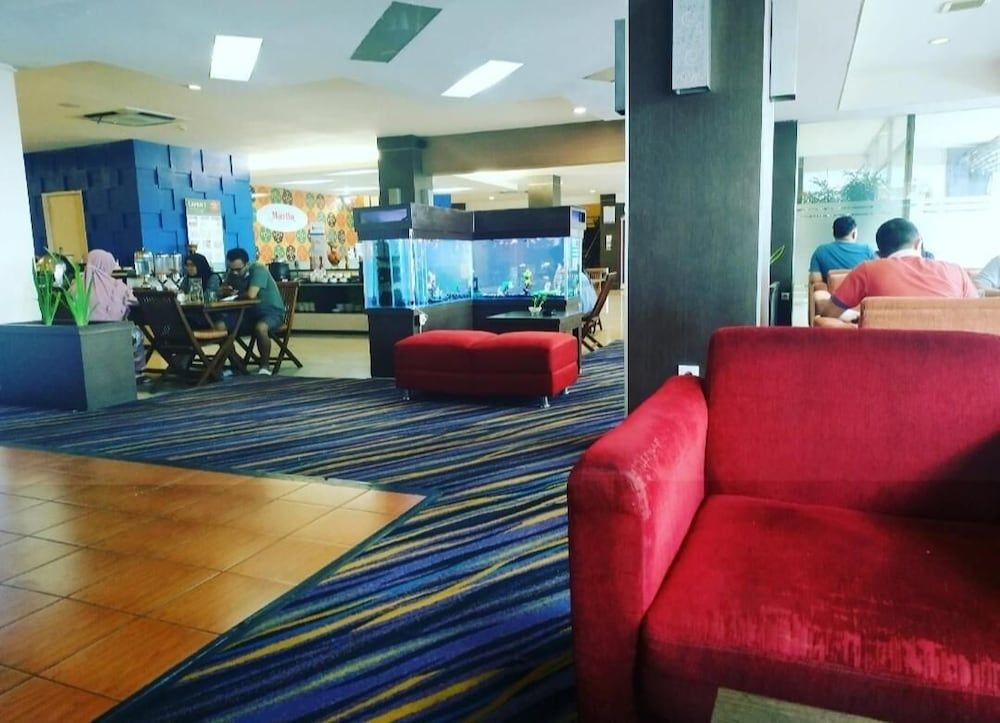 Hotel Marlin Pekalongan by Dafam Hotels 3