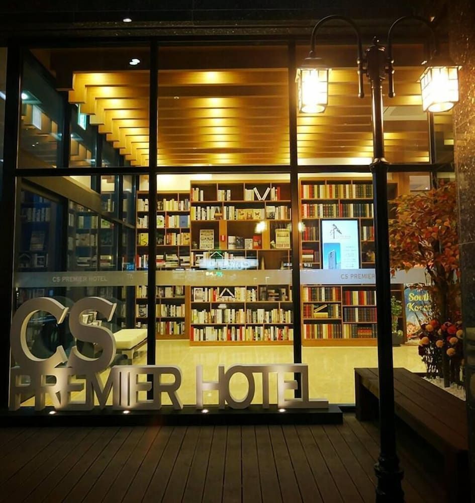 Cs Premier Hotel 3