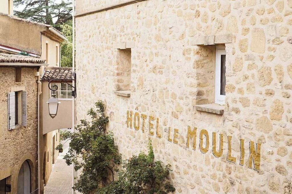 Le Moulin, Lourmarin, a Beaumier Hotel 4 estrelas em Lourmarin