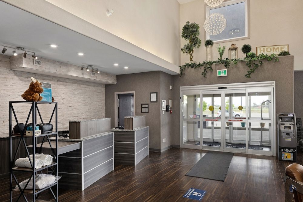 Home Inn & Suites Saskatoon South 3