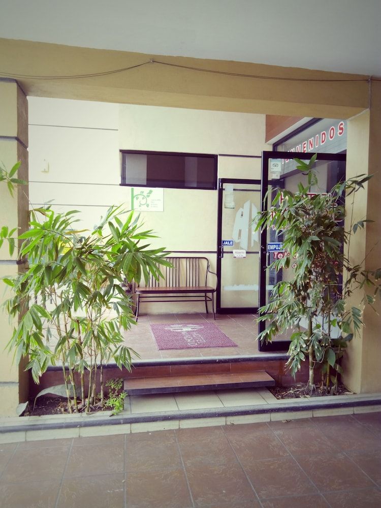 Hotel Madrid Tuxtla 2