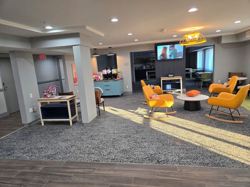 Spark by Hilton Grapevine DFW North 3