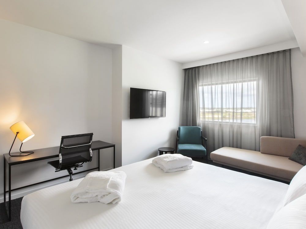 Mercure Sunshine Coast Kawana Waters 3