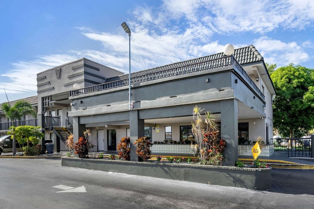 Rodeway Inn Clearwater - Dunedin 2 estrelas em Clearwater