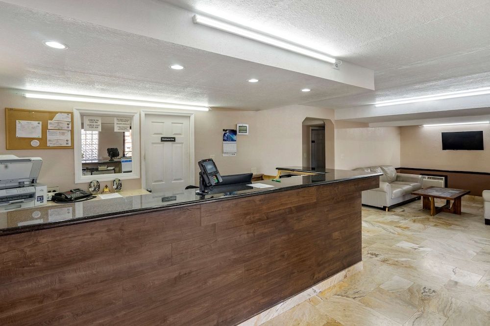 Rodeway Inn Clearwater - Dunedin 3