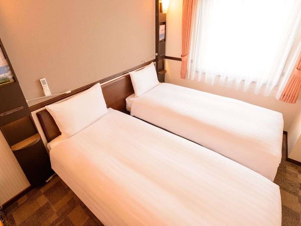 Toyoko Inn Hon Atsugi Station Minami 3