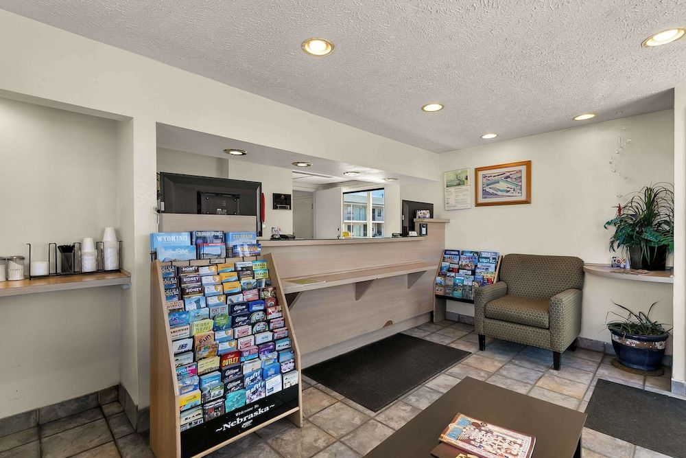Americas Best Value Inn Lincoln 2