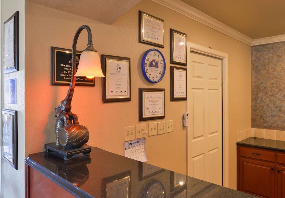 Americas Best Value Inn Lubbock E 3