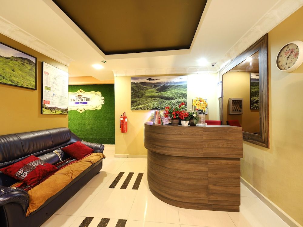 OYO 1152 Heaven Hill 2 3