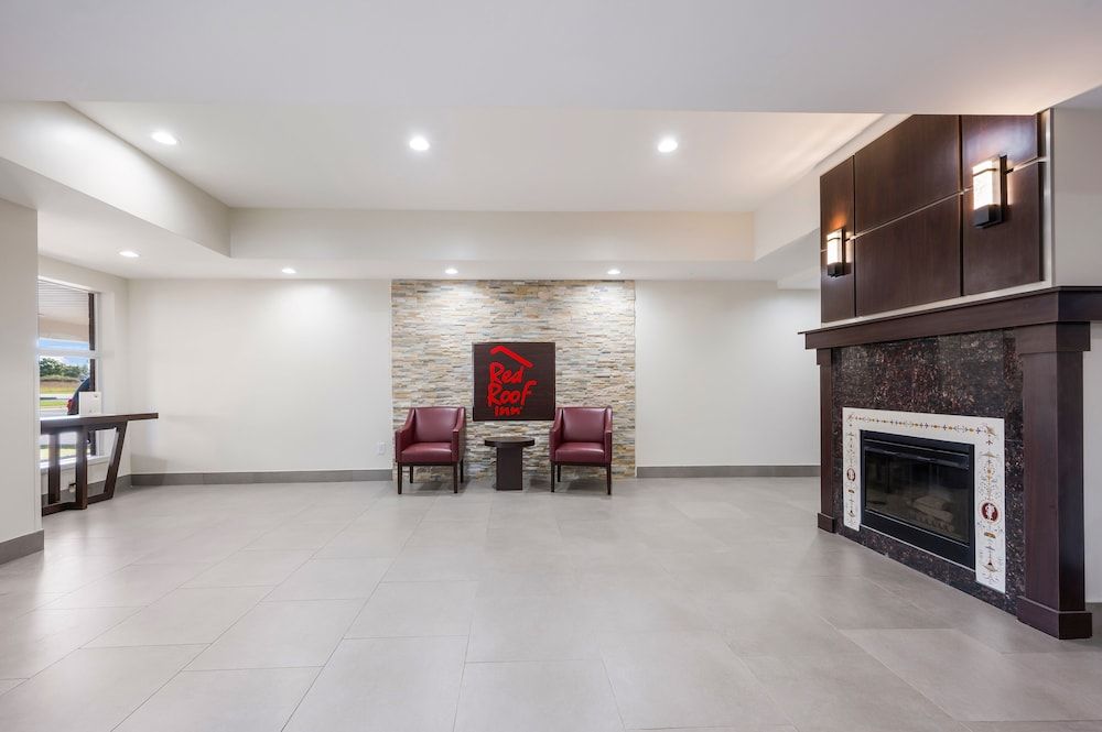 Red Roof Inn PLUS+ & Suites Birmingham - Bessemer 3