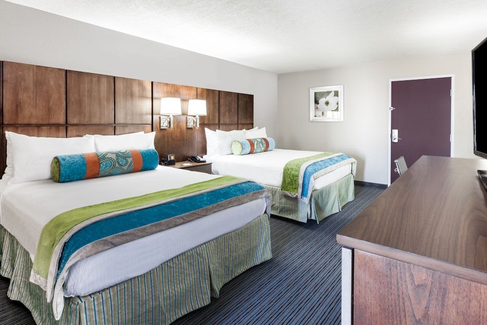 Holiday Inn Hotel & Suites Oklahoma City North by IHG 3
