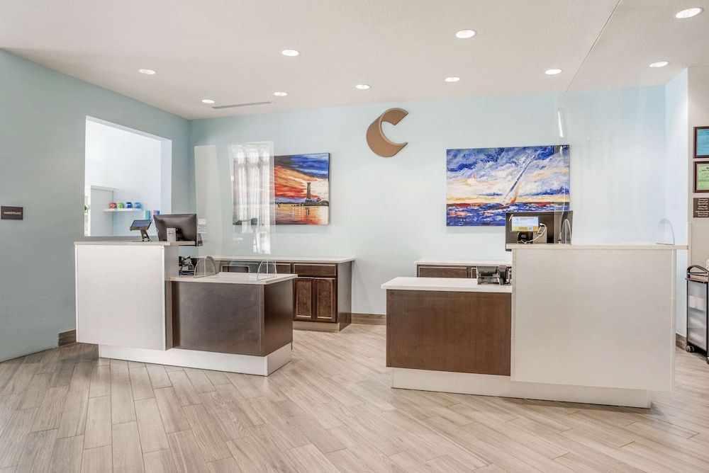 Comfort Inn & Suites Gulf Shores East Beach near Gulf State Park 3