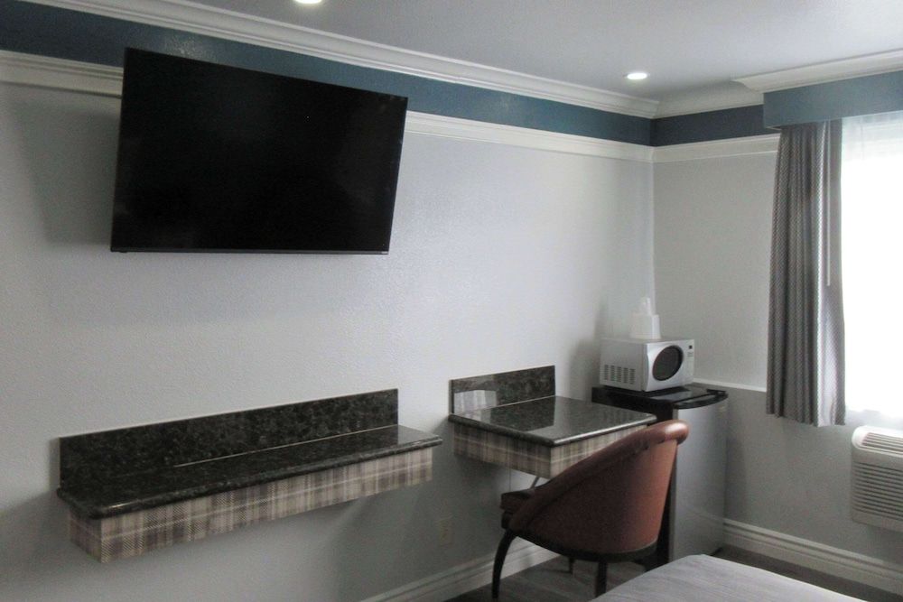 Rodeway Inn Commerce - Los Angeles 3