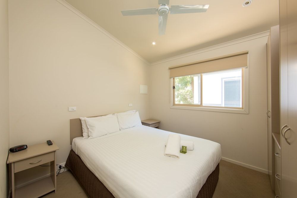 Discovery Parks - Lake Hume, Victoria 3