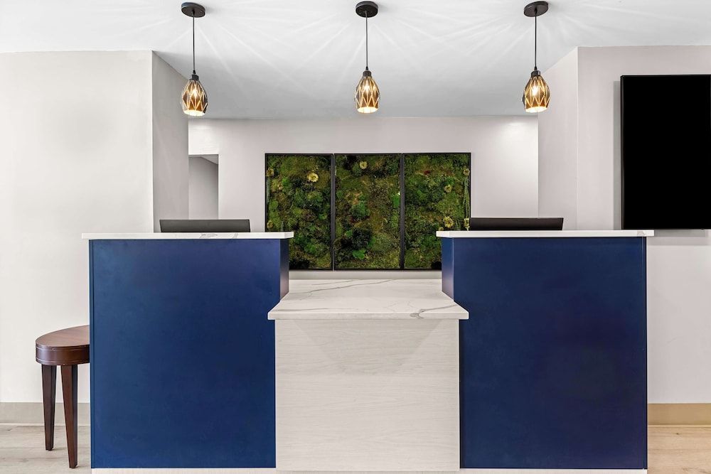 Best Western Buffalo Inn & Suites 3