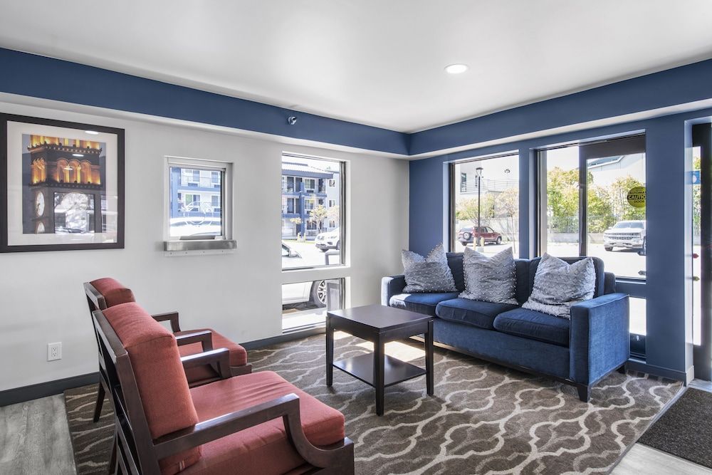 Comfort Inn Near Pasadena Civic Auditorium 3