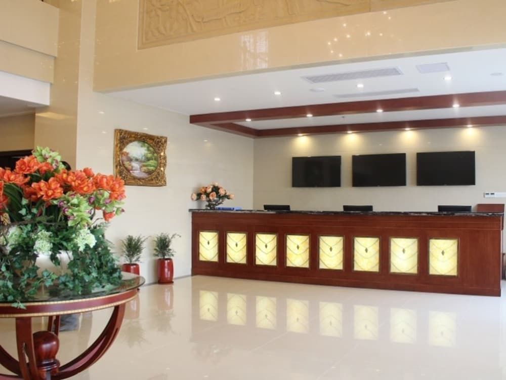 GreenTree Inn BengBu NongJi Market ChangPing Street Hotel 2