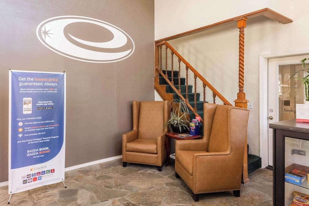 Econo Lodge Inn & Suites Heavenly Village Area 3