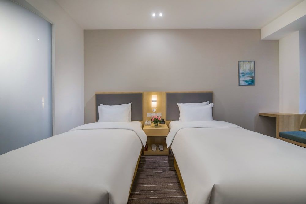 Holiday Inn Express Yantai Yeda by IHG 2