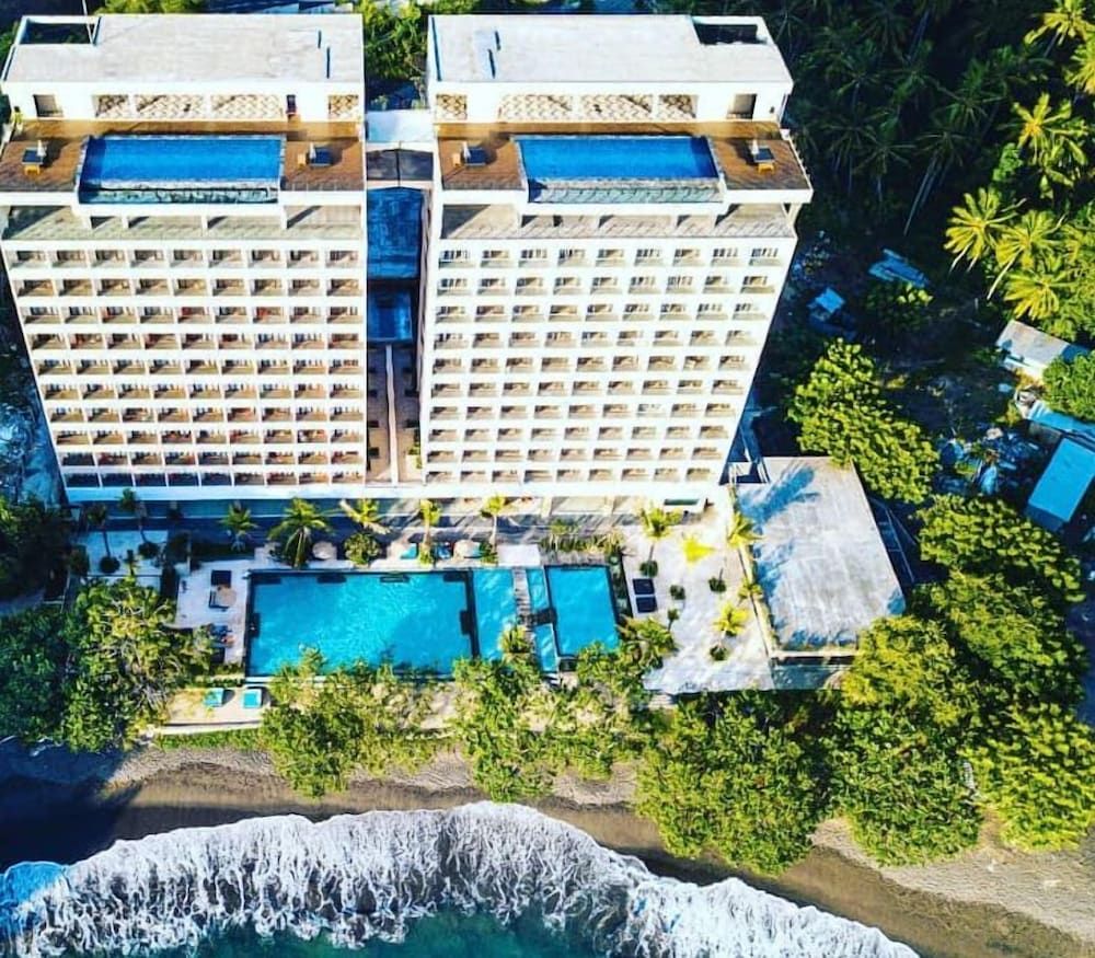 Louis Kienne Resort Senggigi 4 estrellas en Senggigi