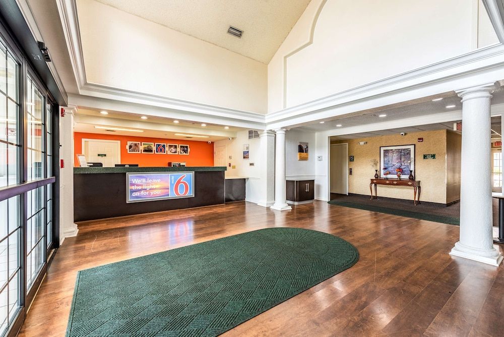 Motel 6 Shreveport, LA 3