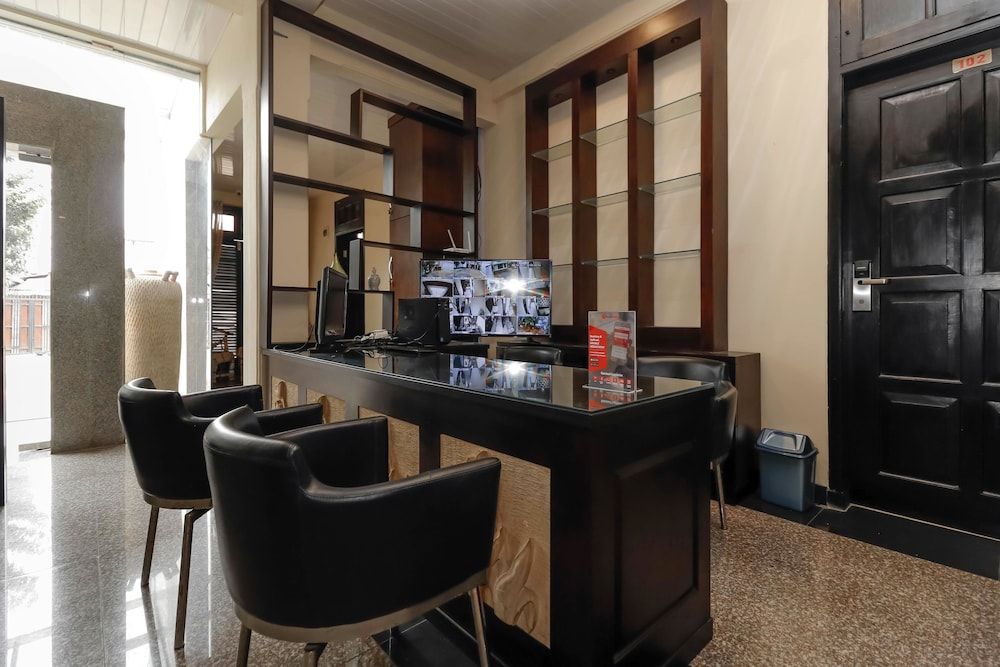 RedDoorz Plus near Halim Perdanakusuma 2 2