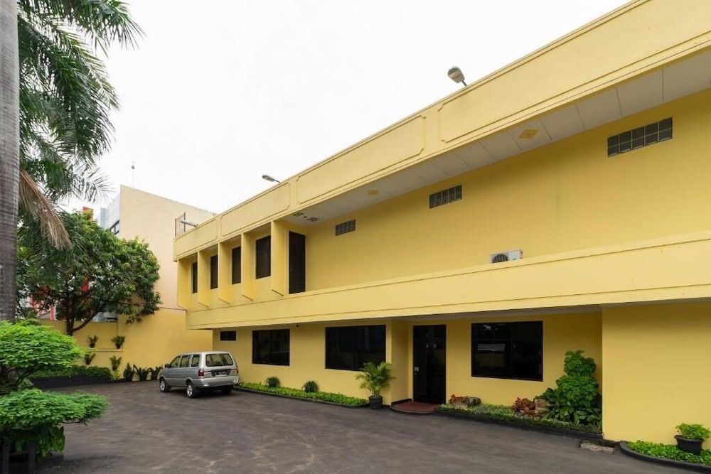RedDoorz Plus near Ancol 3 estrellas en Jakarta