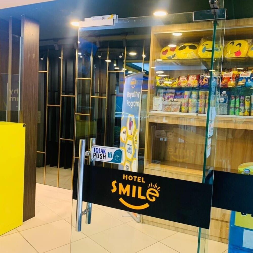 Smile Hotel Selayang Point 3