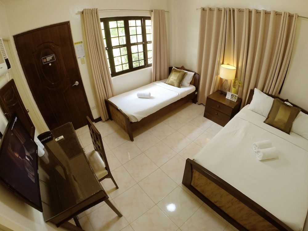 Residencia Boracay 3