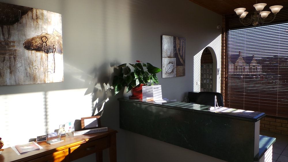 Halfway Motel, Eden 3