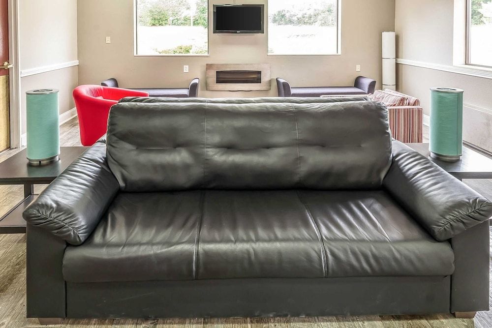 Suburban Studios Mason Hwy 42 3