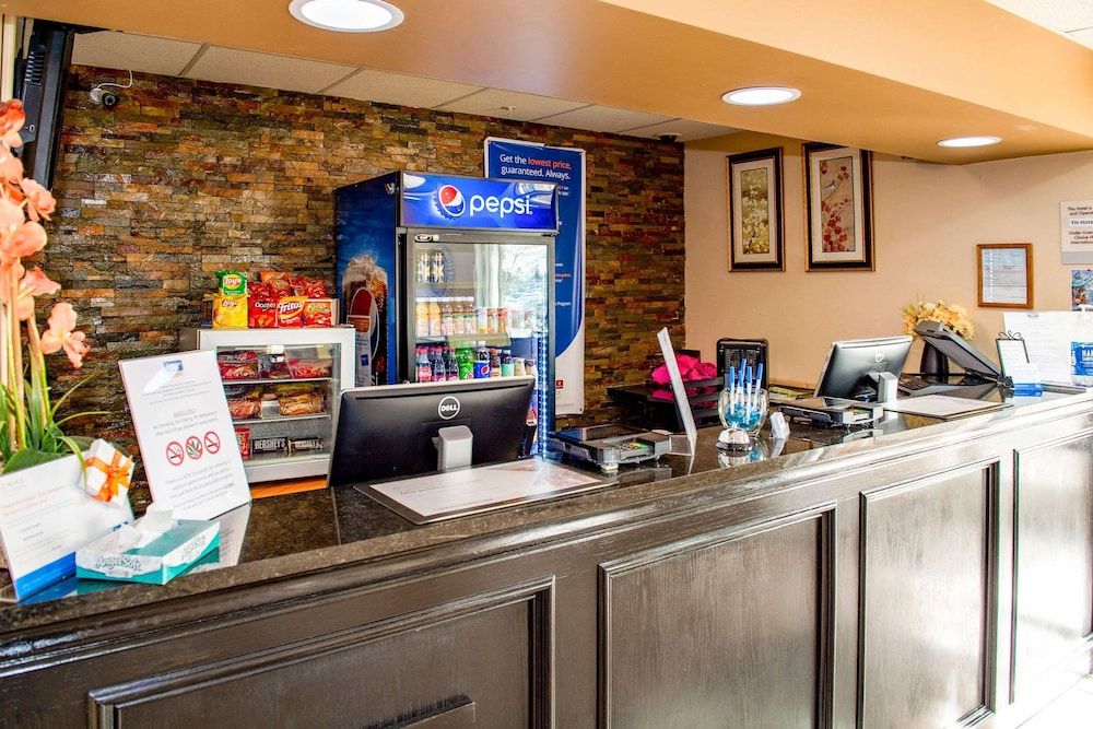 Rodeway Inn Central Colorado Springs 3