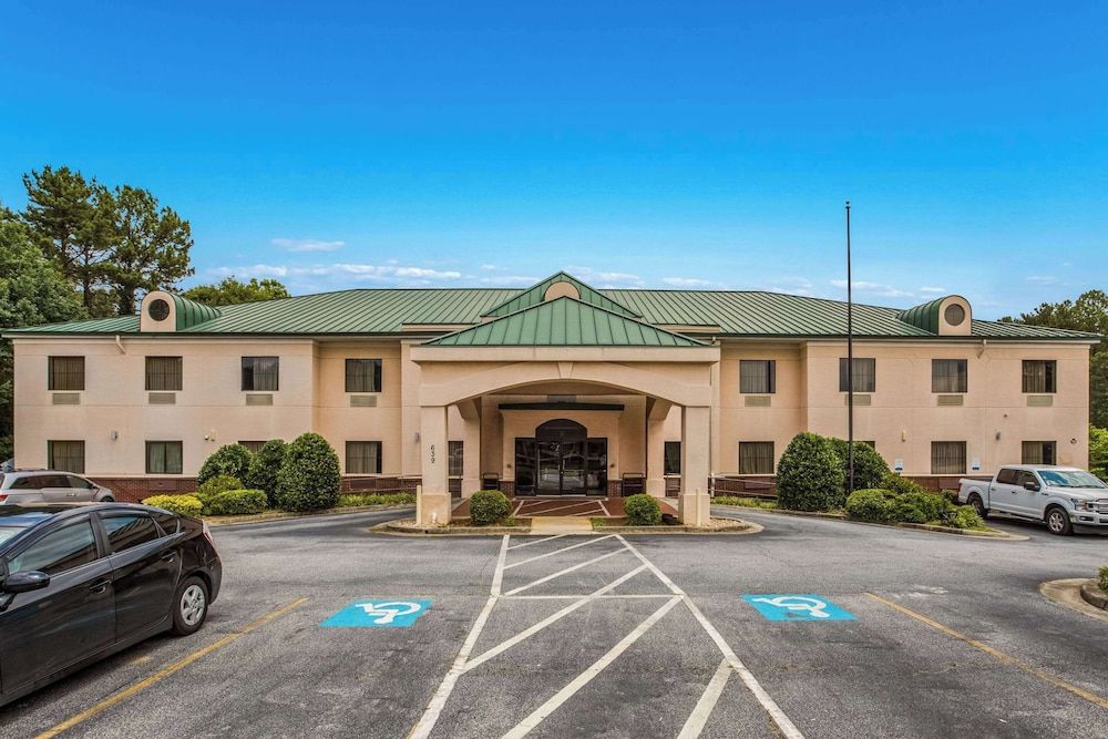 Econo Lodge Inn & Suites 2 estrelas em Marietta